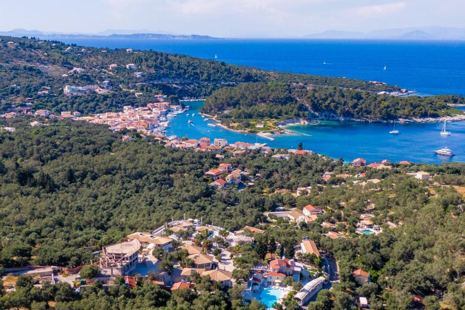 Paco'S Resort Holiday Flats Гайос Екстериор снимка